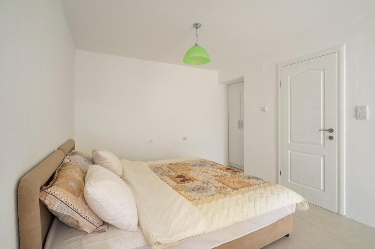 Apartments Natali バール エクステリア 写真