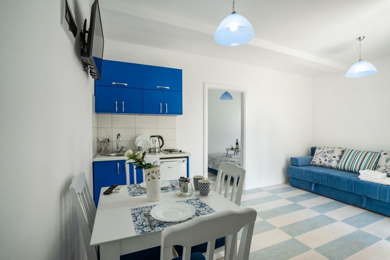 Apartments Natali バール エクステリア 写真