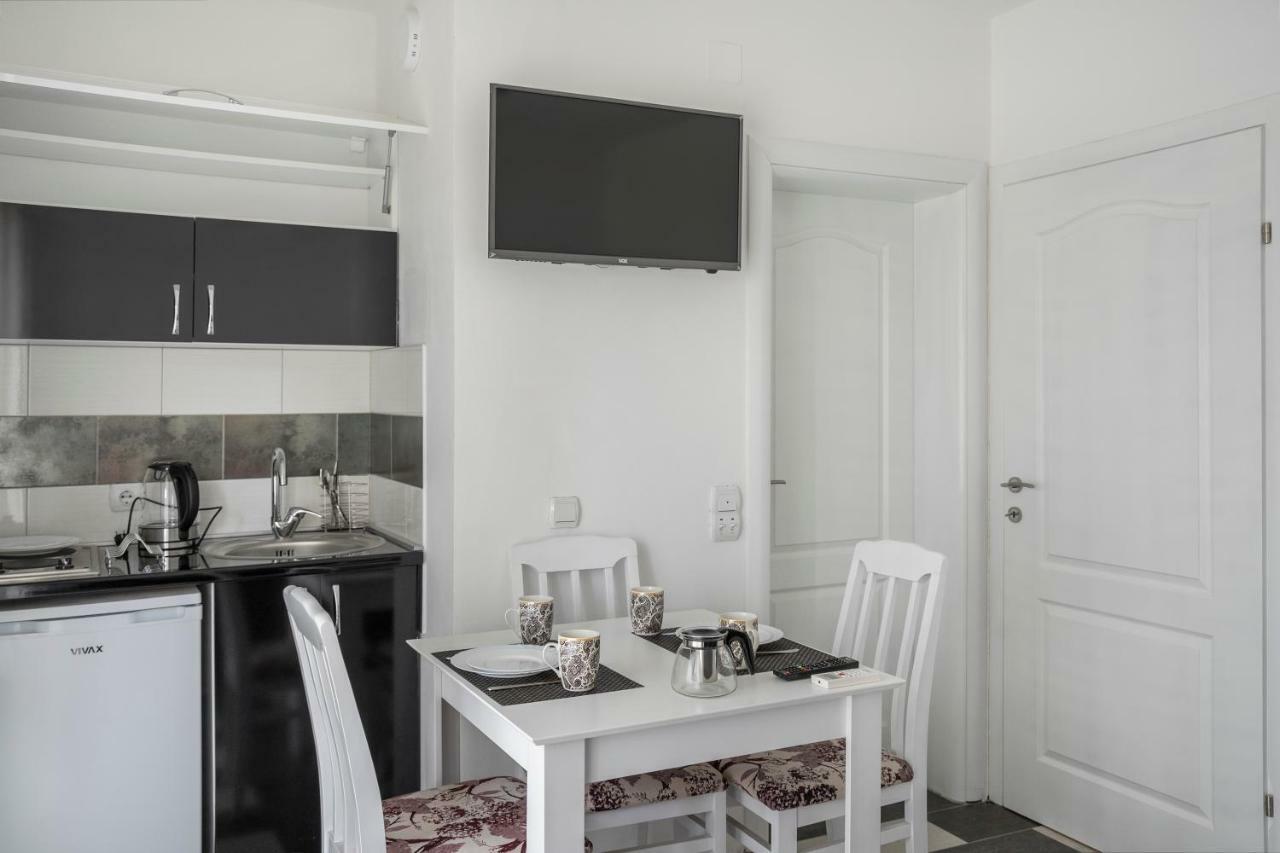 Apartments Natali バール エクステリア 写真